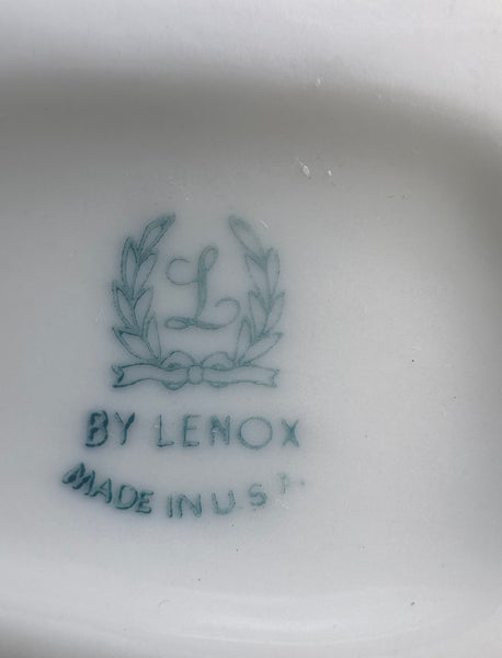 Sweet Swan Lenox set